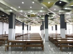 学校食堂